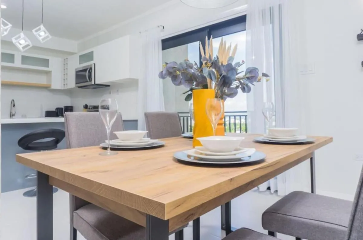 Via Apartment - New Kingston - Fully Ac